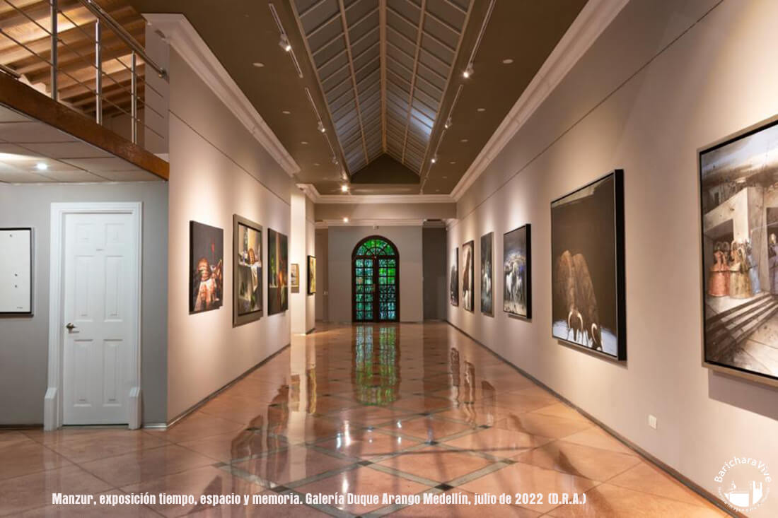 Manzur-exposición-tiempo-espacio-y-memoria.-Galería-Duque-Arango-Medellín-julio-de-2022-D.R.A.-16